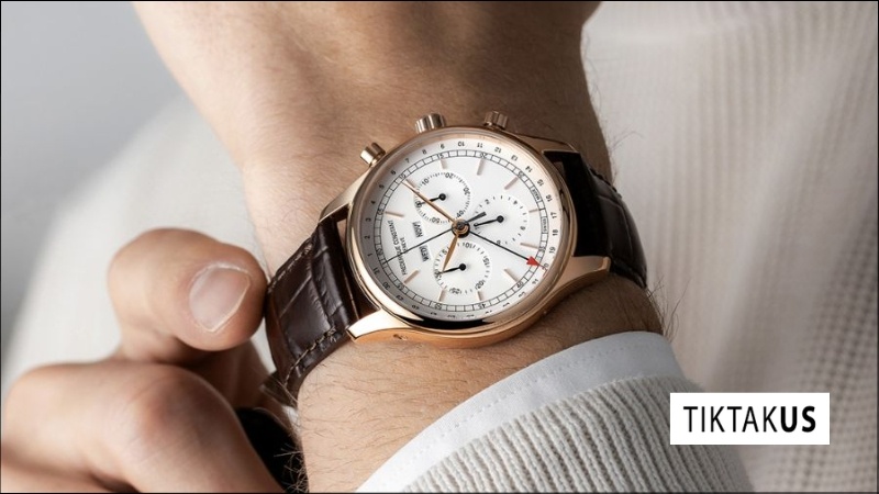 Nhóm 3 kim phụ trên mặt số Sub-dial