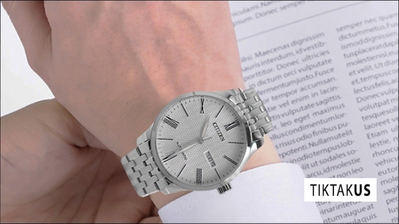 Nhóm màu tương hợp (hành Kim): Trắng, xám, ghi