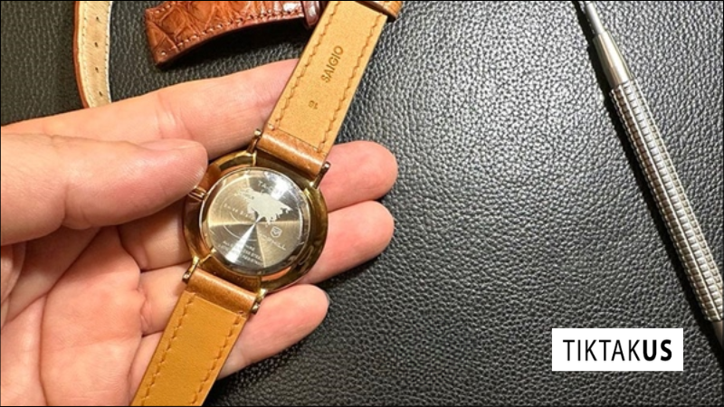 Dây da màu bò (tan): Hơi thở cổ điển và phóng khoáng