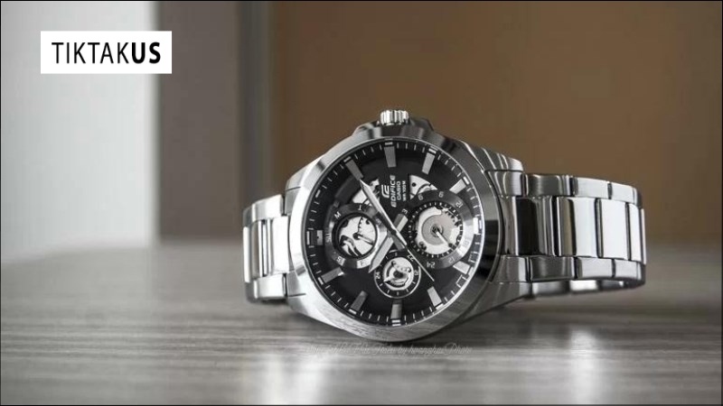 Đánh giá đồng hồ stainless steel back có tốt không