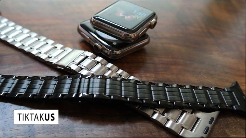 Dây kim loại (Metal Bracelet) – Mạnh mẽ và bền bỉ