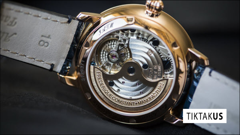 Chất liệu vỏ và kính đồng hồ