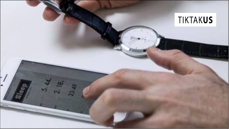 Sử dụng ứng dụng trên điện thoại