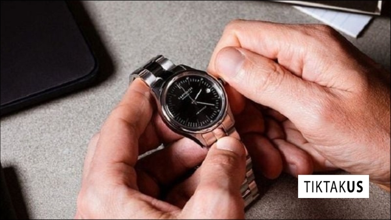 Chi phí cho sửa lỗi kim đồng hồ lỏng thường không quá cao