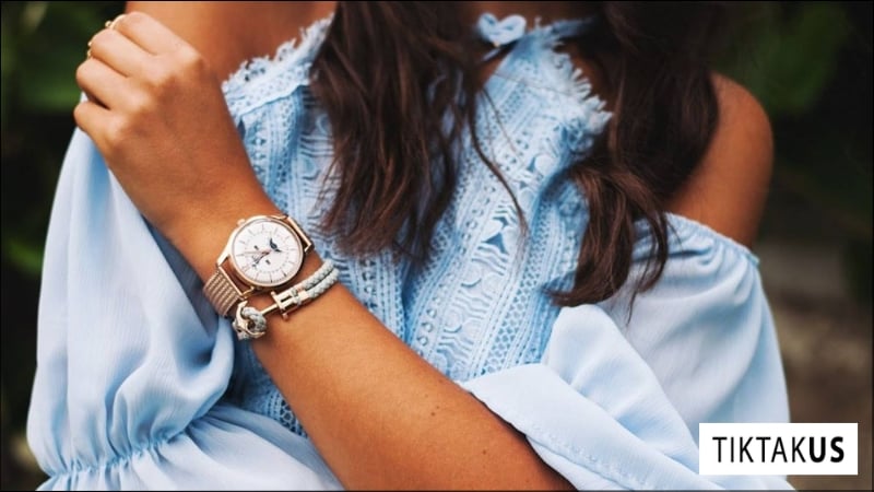 Một chiếc đồng hồ hợp màu sẽ giúp làn da của bạn trông sáng hơn