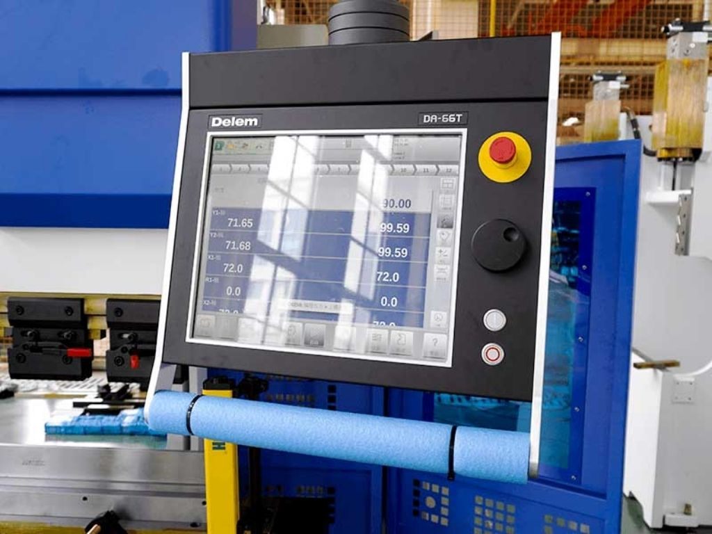 Bộ điều khiển Delem