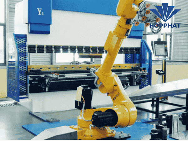 Tích Hợp Robot Vào Dây Chuyền Máy Chấn CNC