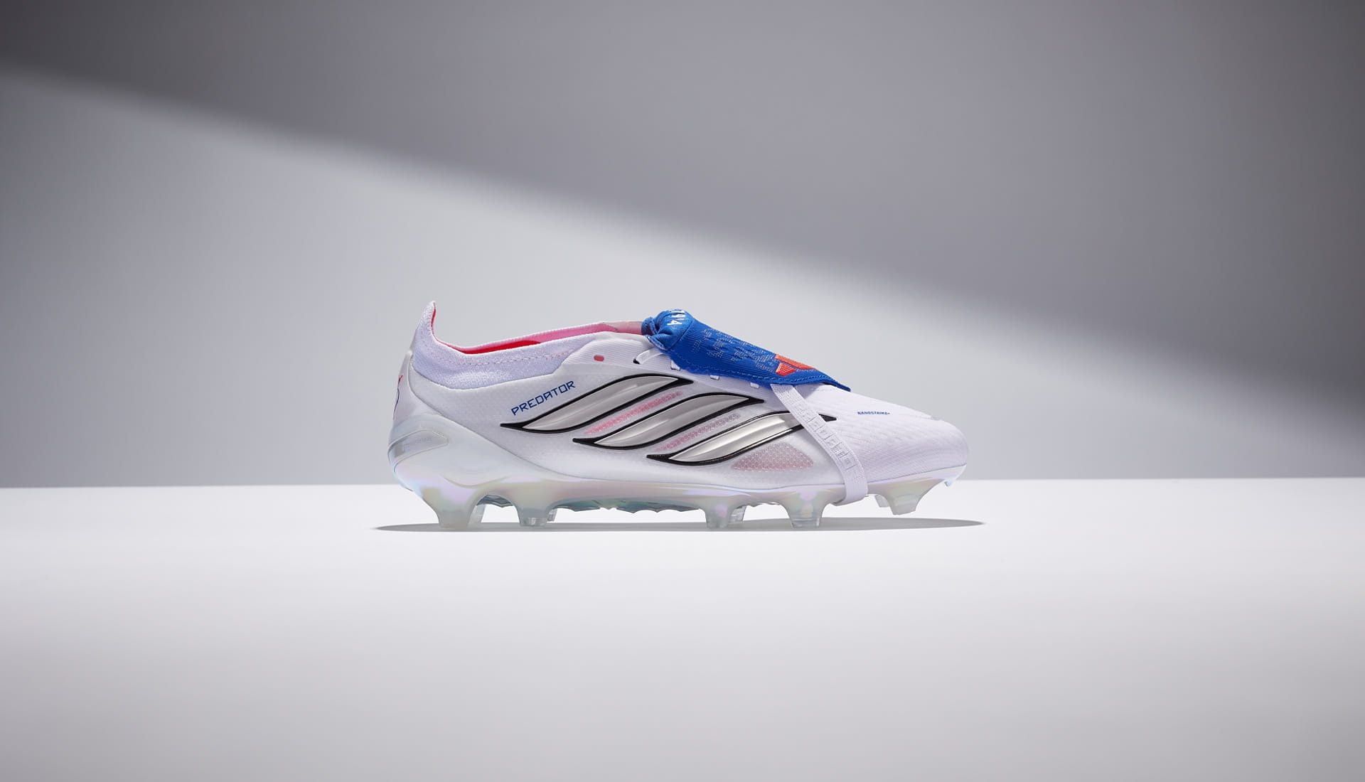 Bộ sưu tập giày đá bóng adidas 