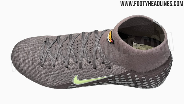 Nike-Mercurial-Mbappe-Plum-silver