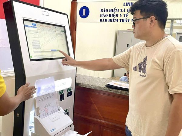 Nhiều Thay Đổi Tích Cực Trong Giải Quyết Hồ Sơ Hành Chính Tại Xã Định Quán