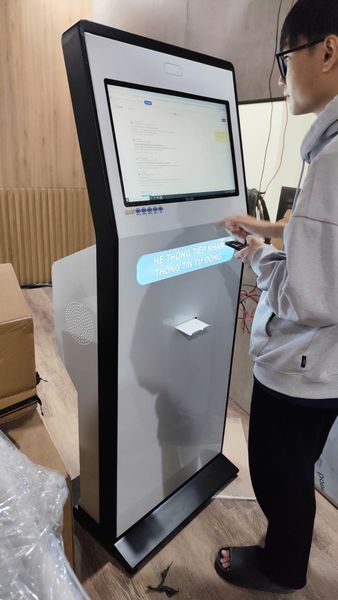 Hệ thống Kiosk đăng kí thông tin tại Thiết bị y tế Nhật Việt