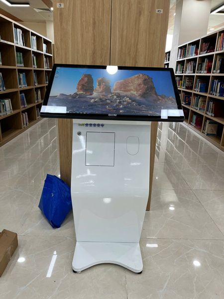 Triển khai hệ thống kiosk chân quỳ tra cứu cho thư viện ĐH Y Phạm Ngọc Thạch