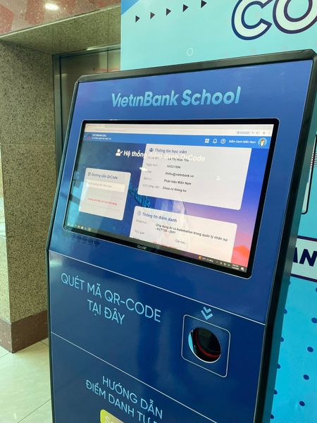 Hệ Thống Kiosk Checkin Tự Động Cho Trường Học