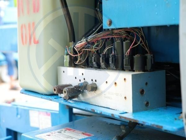 Van điều áp và van an toàn bơm thủy lực