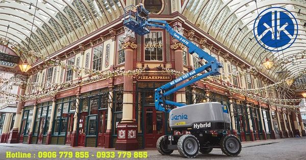 Xe nâng người boom lift với tầm với ngang xa và chiều cao lớn