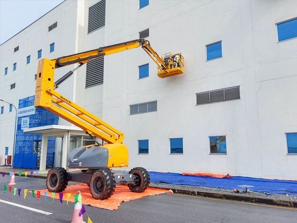 Mê Kông Việt Nam cung cấp số lượng lớn xe nâng người thi công PCCC