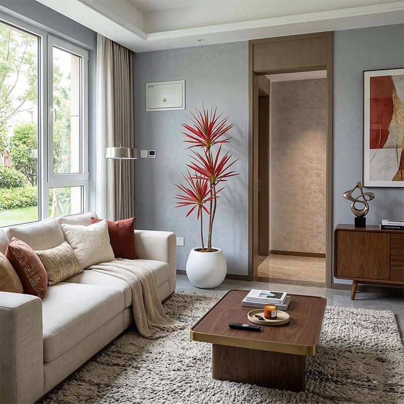 cây giả trang trí ở góc phòng khách