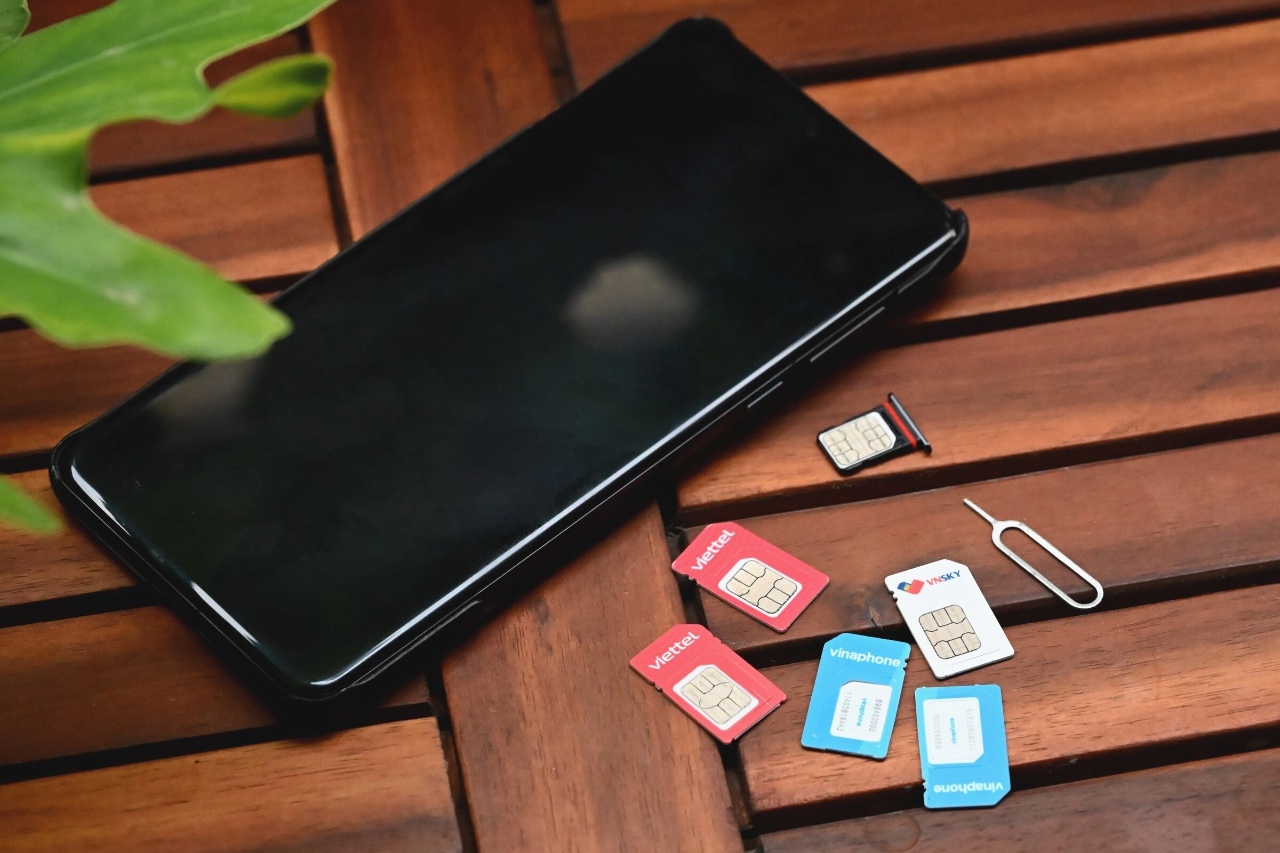 Mục Sở Thị “Cảnh Báo Khẩn” - Đổi SIM Sang Điện Thoại Mới Phải Xác Thực Khuôn Mặt - Không Là Bị Chặn - mucsothi.com.vn