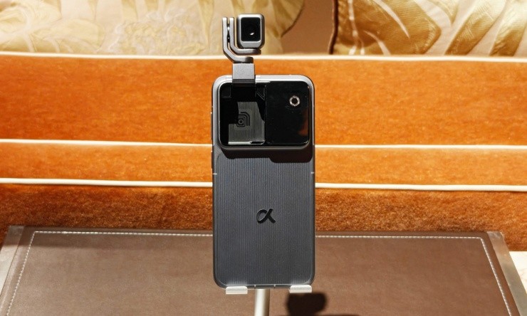 Không còn là lời đồn Robot Phone - Gimbal Smartphone độc đáo của Honor đã chính thức khai chiến tại CES2026 - mucsothi.com.vn