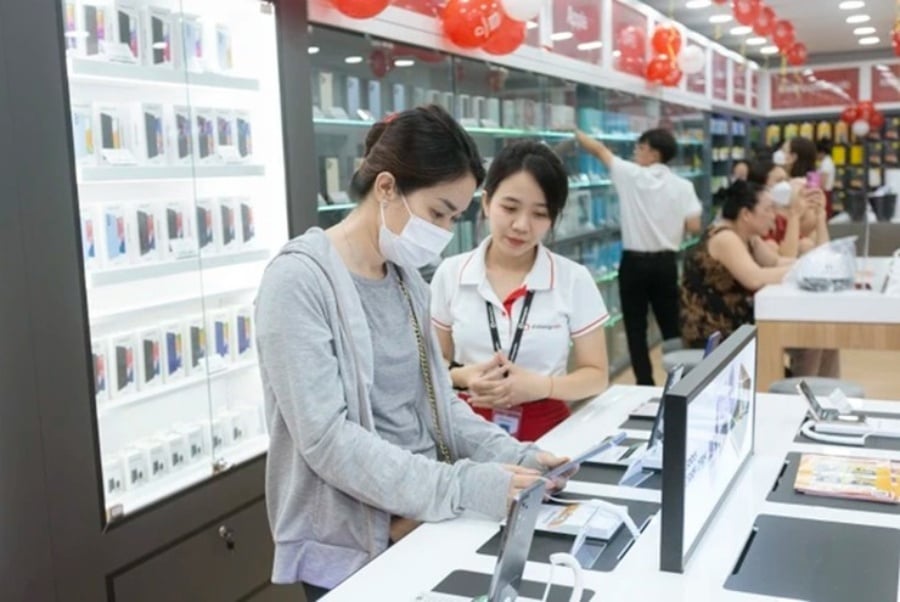 Mục sở thị smartphone đã xoay trục hướng vào kỷ nguyên “dùng bền thay vì đổi nhanh