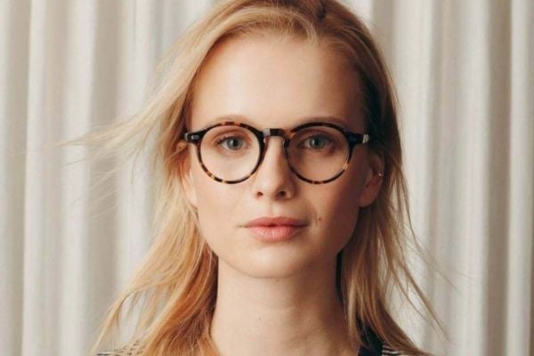 Kính Moscot chính hãng: Ưu điểm nổi bật và cách bảo quản bền đẹp