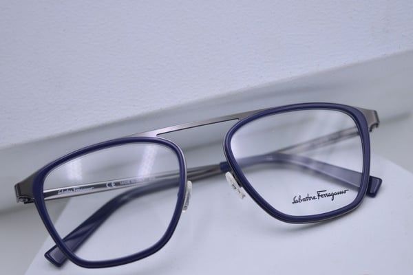 mắt kính salvatore ferragamo