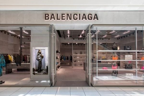 mắt kính balenciaga