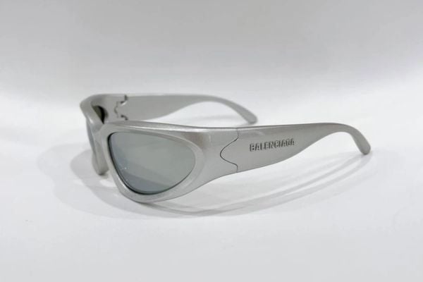 mắt kính balenciaga