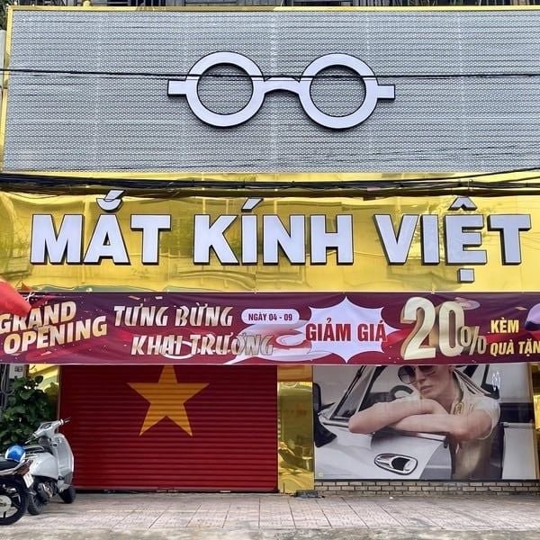 mắt kính giá rẻ