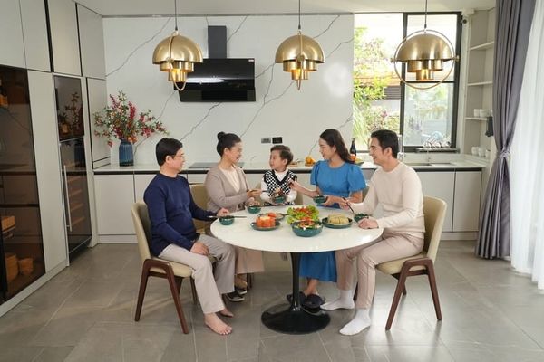 bàn ăn tròn hiện đại cho 6 người