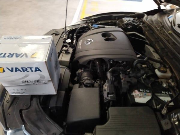 giá bình ắc quy xe mazda cx5