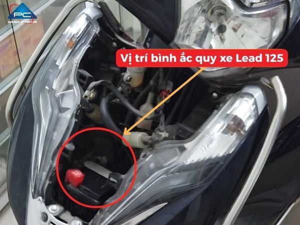 vị trí bình ắc quy xe Lead 125