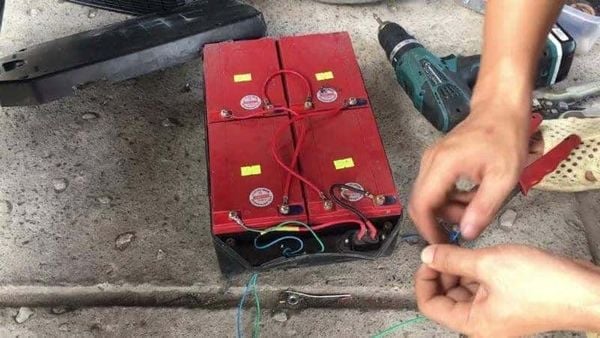 Đấu bình ắc quy xe đạp điện 4 bình