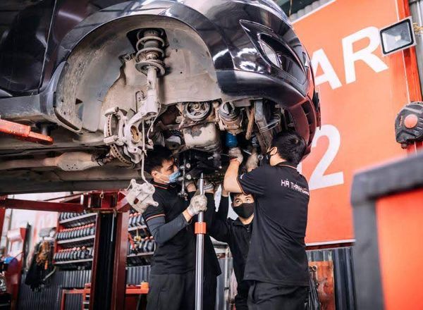 Sử dụng dịch vụ bảo dưỡng ô tô