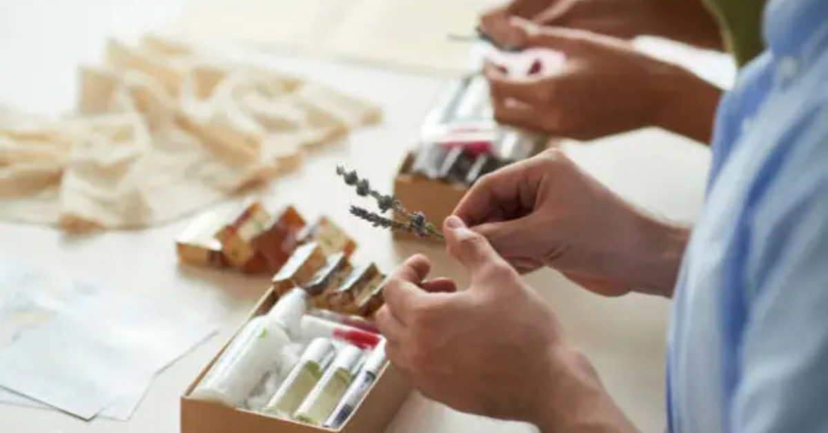 Cách đóng gói Sản phẩm là chất lỏng, hóa mỹ phẩm trên Lazada