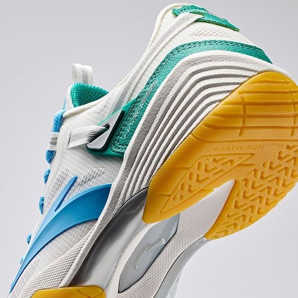 Giày cầu lông Anta độ bám sàn cao