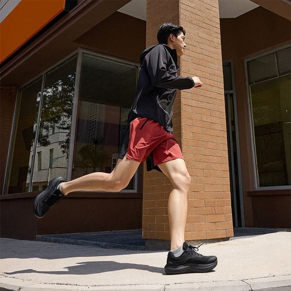 đệm đế giày chạy bộ 5km cần êm ái