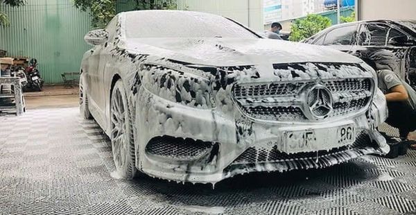 cách rửa xe ô tô tại nhà