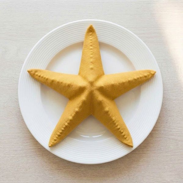 cách gấp khăn ăn hình sao biển