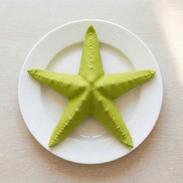 cách gấp khăn ăn hình sao biển