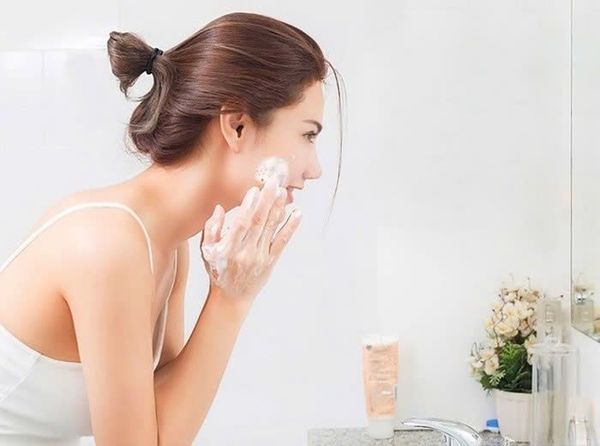 chăm sóc da sau lăn kim