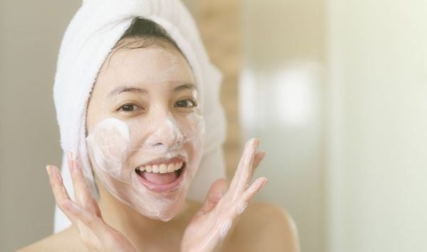 bí quyết chăm sóc da mùa hè