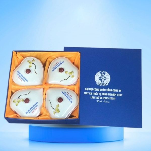 quà tặng đại hội đảng