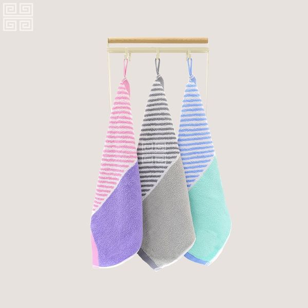 gấp khăn ăn hình con sò