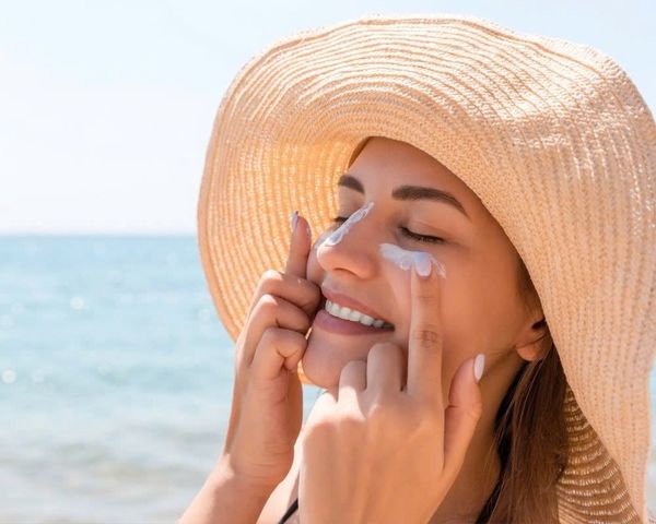 bí quyết chăm sóc da mùa hè