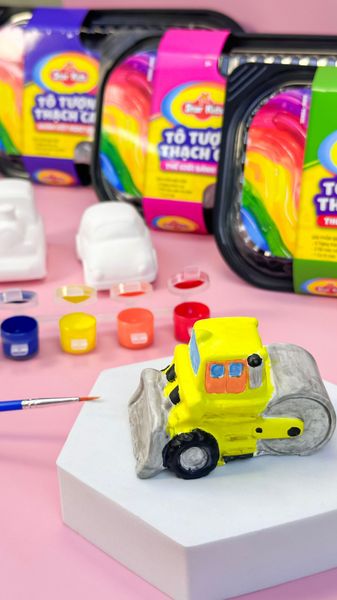 tre hoc gia tri lao dong qua do choi thu cong Star Kids