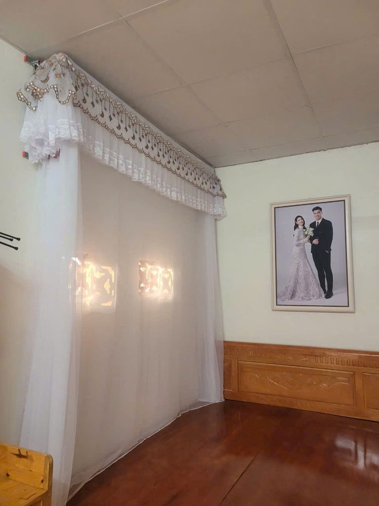 màn khung xếp gọn