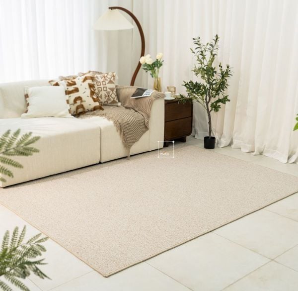 Dùng thảm họa tiết khi mix với màu tường phòng nhỏ