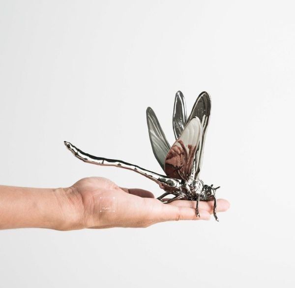 Gợi ý bố trí tượng mini đẹp mắt trên bàn làm việc