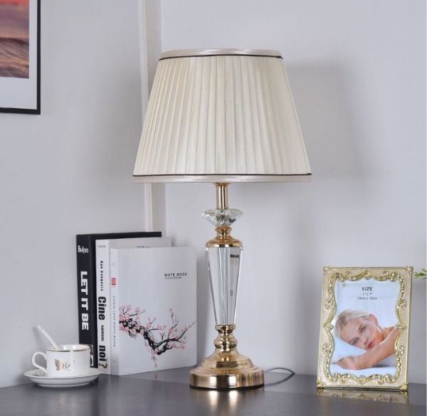 Bảo dưỡng định kỳ và đảm bảo an toàn cho đèn trang trí